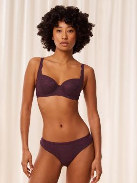 FIGI TRIUMPH AMOURETTE CHARM T BRAZILIAN 01