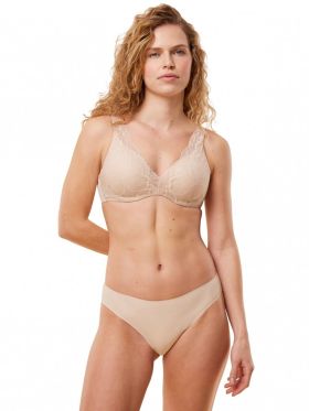 FIGI TRIUMPH BODY MAKE-UP ILLUSION LACE HIGHLEG TAI