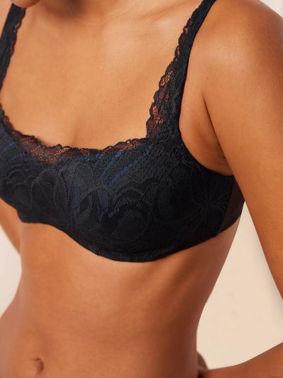 BIUSTONOSZ TRIUMPH BODY MAKE-UP ILLUSION LACE BALCONETTE