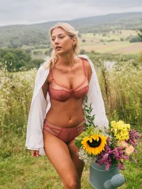 FIGI SAMANTA NAOMI M300