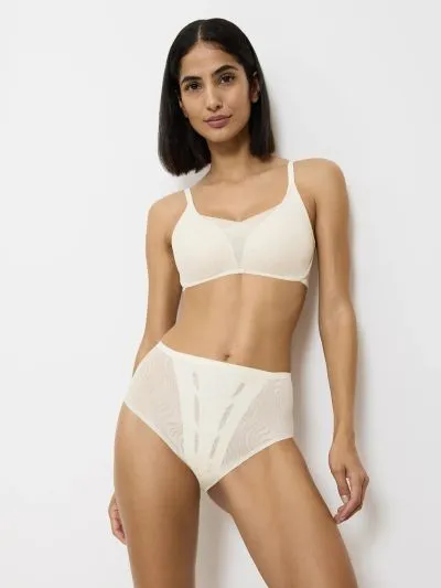 BIUSTONOSZ TRIUMPH SHAPE SMART ELLIPSE P