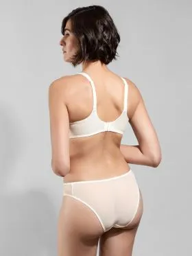 FIGI EMPREINTE MAY 03227