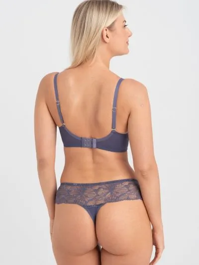 BIUSTONOSZ SAMANTA MILA A123