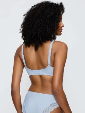 BIUSTONOSZ TRIUMPH AMOURETTE W01