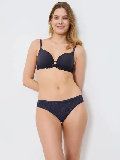 FIGI TRIUMPH AMOURETTE CHARM T BRAZILIAN 01