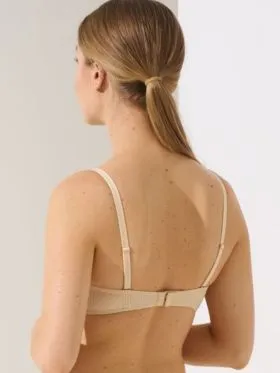 BIUSTONOSZ LISCA LAURA 020326