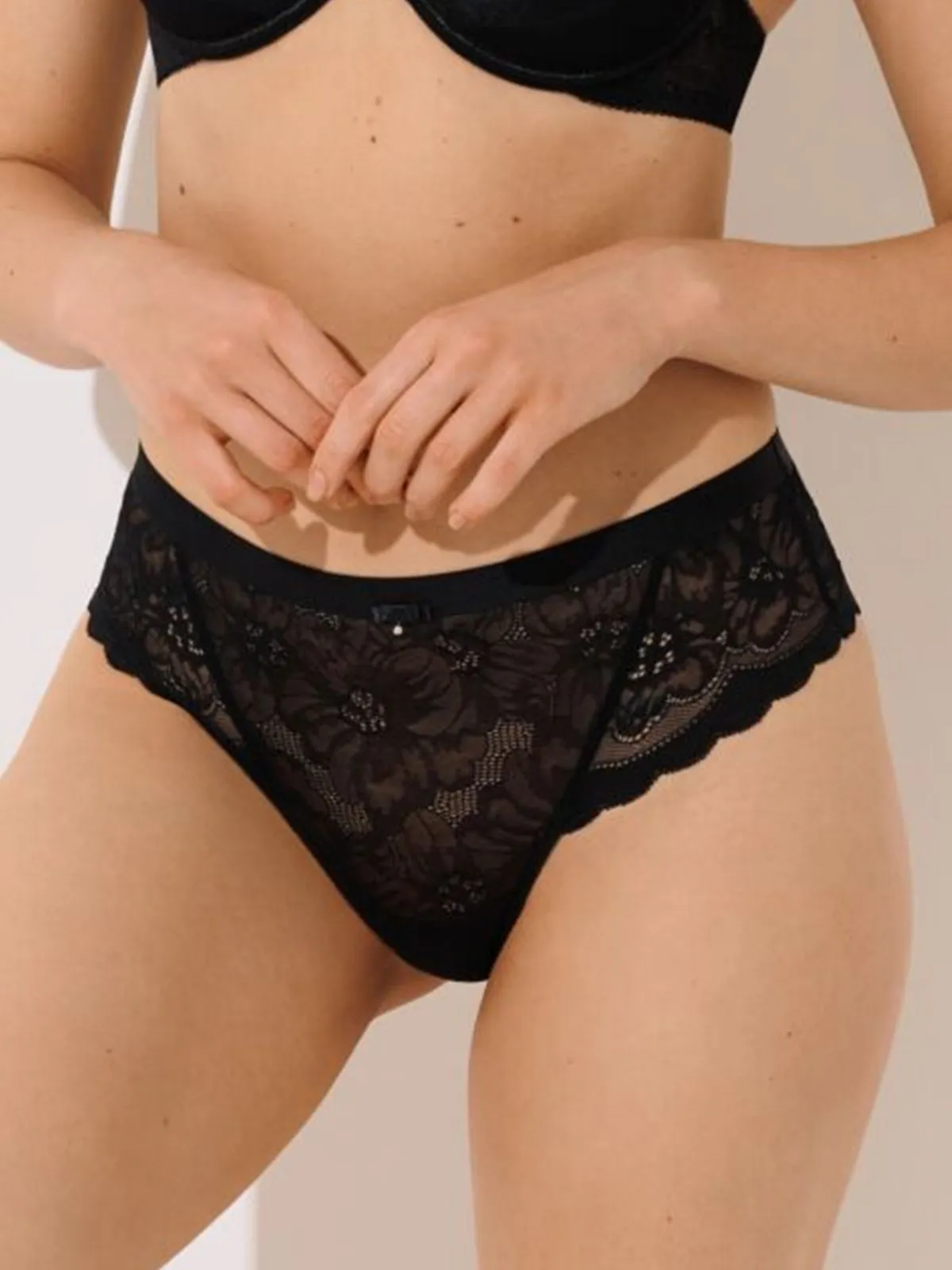 FIGI LISCA EVELYN 022194