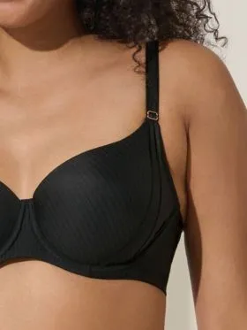 BIUSTONOSZ LISCA LAURA 020325