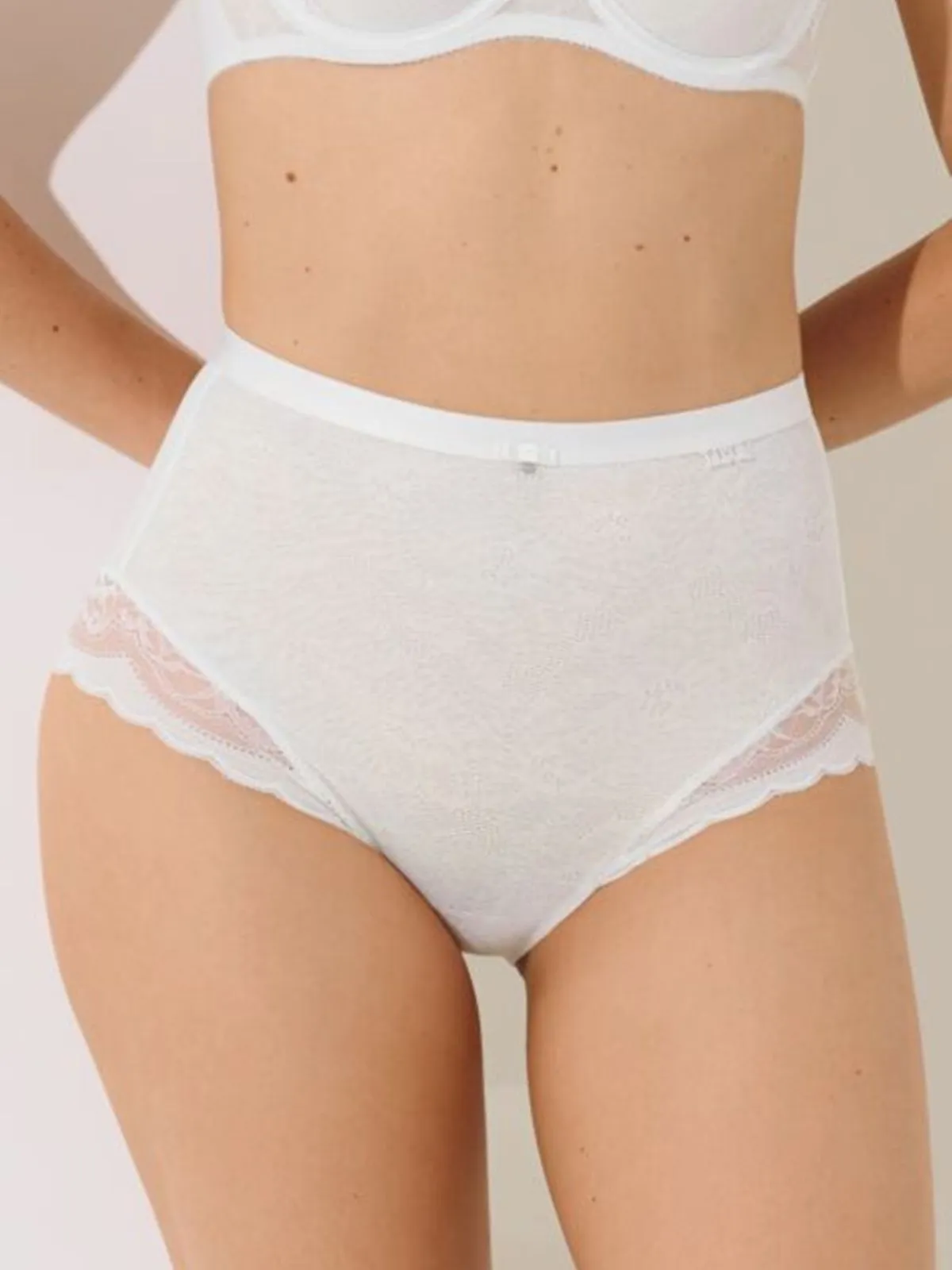 FIGI LISCA EVELYN 022195