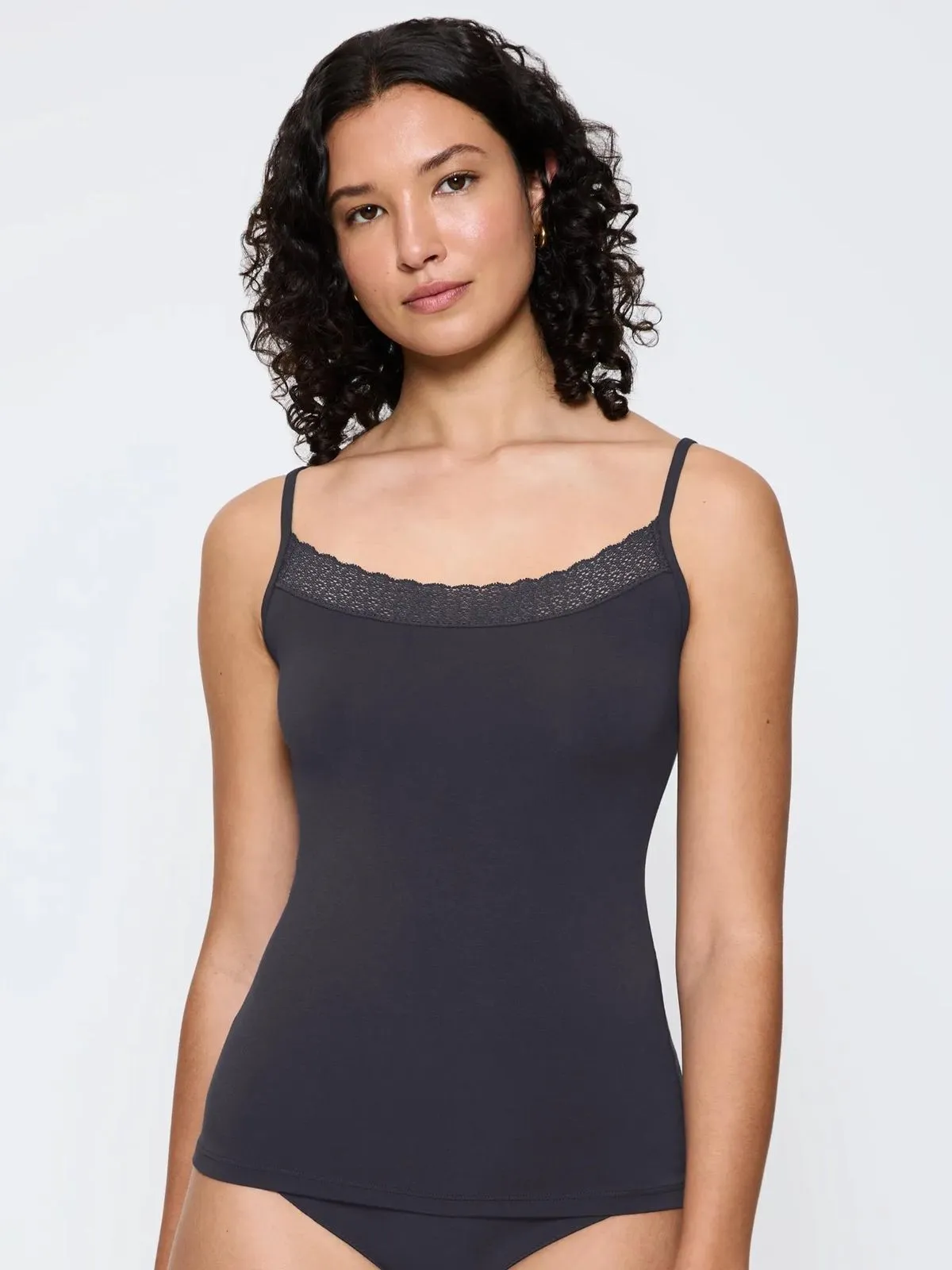 PODKOSZULKA TRIUMPH FEEL OF MODAL SPAGETTI TOP