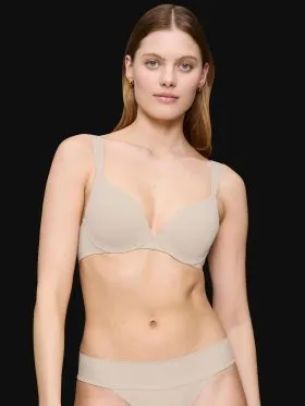 BIUSTONOSZ TRIUMPH BODY MAKE-UP ILLUSION WP EX