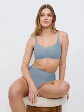 BIUSTONOSZ TRIUMPH SHAPE SMART P