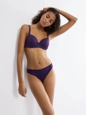 FIGI TRIUMPH AMOURETTE TAI