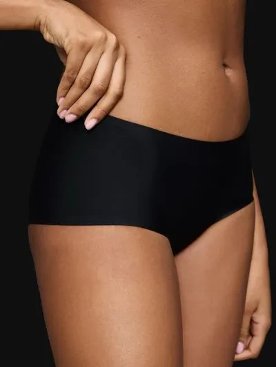 FIGI TRIUMPH BODY MAKE-UP ILLUSION SHORTY