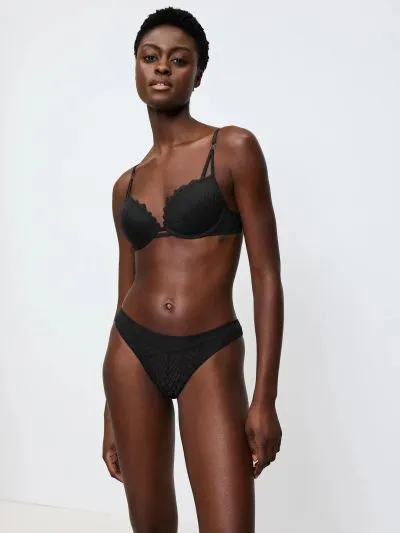 FIGI TRIUMPH THAT NIGHT IN VEGAS BRAZILIAN