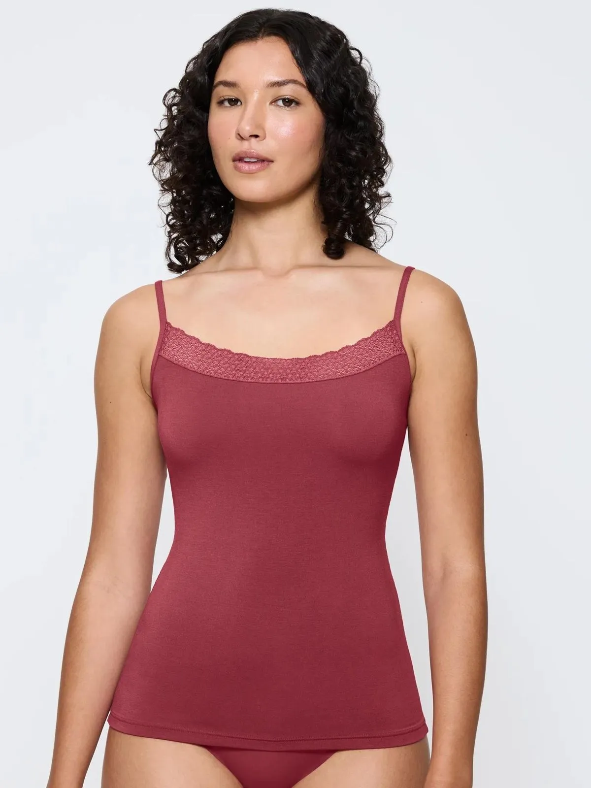 PODKOSZULKA TRIUMPH FEEL OF MODAL SPAGHETTI TOP