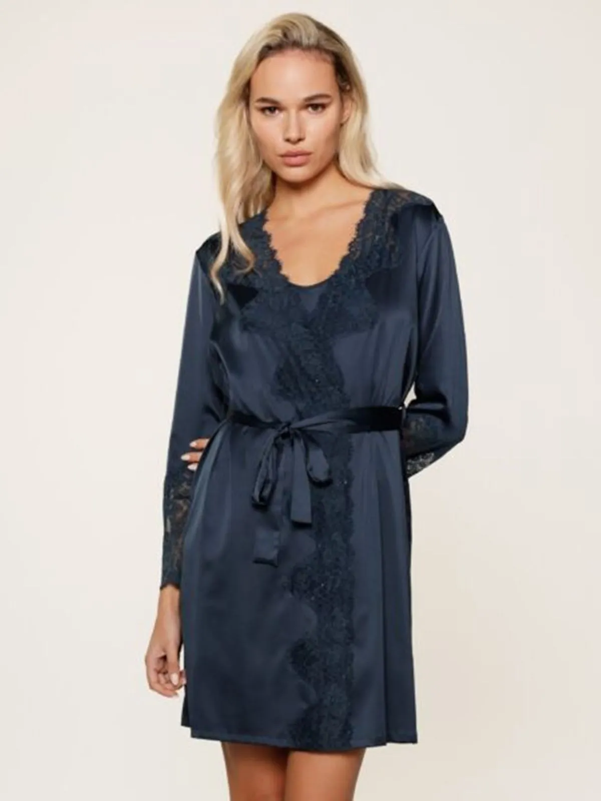 SZLAFROK LINGA DORE 8003KM