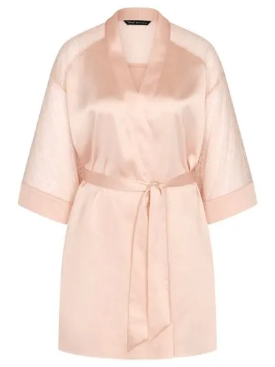 SZLAFROK TRIUMPH A WEEKEND TO REMEMBER ROBE