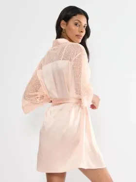 SZLAFROK TRIUMPH A WEEKEND TO REMEMBER ROBE