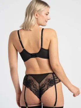 BIUSTONOSZ SAMANTA MYSTERY A123