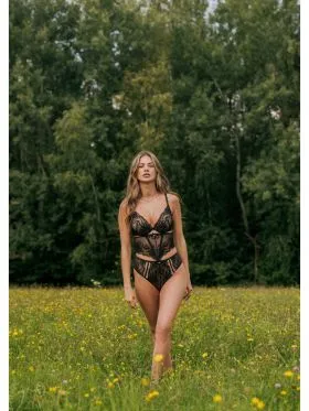 FIGI SAMANTA MYSTERY M400