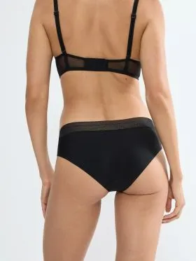 FIGI TRIUMPH BREATHE & LIFT SMATR HIPSTER