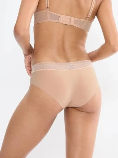 FIGI TRIUMPH BREATHE & LIFT SMATR HIPSTER