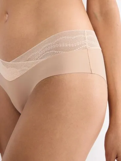 FIGI TRIUMPH BREATHE & LIFT SMATR HIPSTER