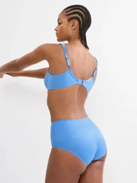 BIUSTONOSZ TRIUMPH TRUE SHAPE SENSATION T W01