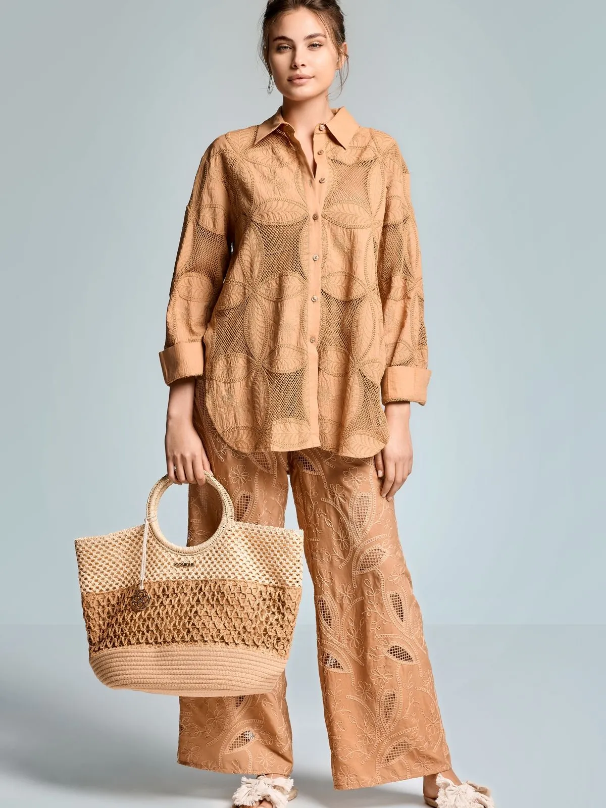 DODATEK PLAŻOWY ICONIQUE IC26-009 LILY KOSZULA