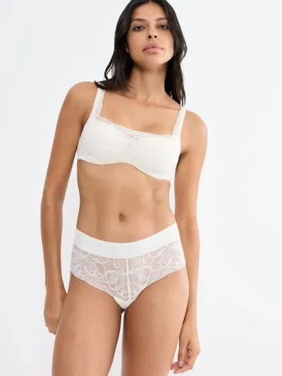 FIGI TRIUMPH BODY MAKE-UP ILLUSION LACE SHORTY