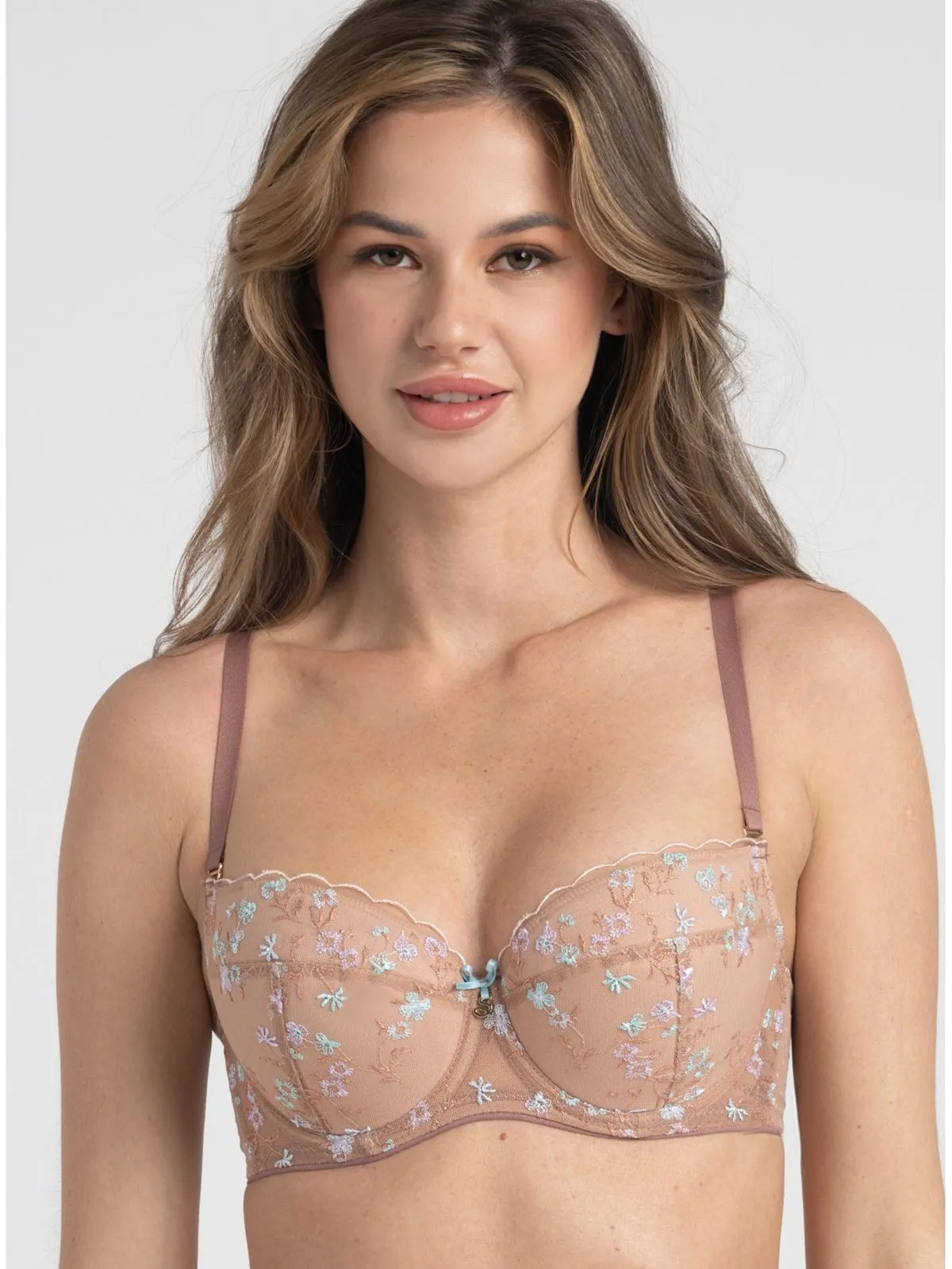 BIUSTONOSZ SAMANTA MARGARET A333