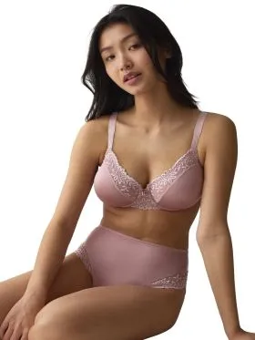 FIGI TRIUMPH LADYFORM SOFT T