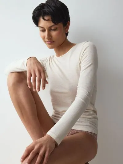 PODKOSZULKA TRIUMPH BEAUTY LAYERS LSL TOP 04