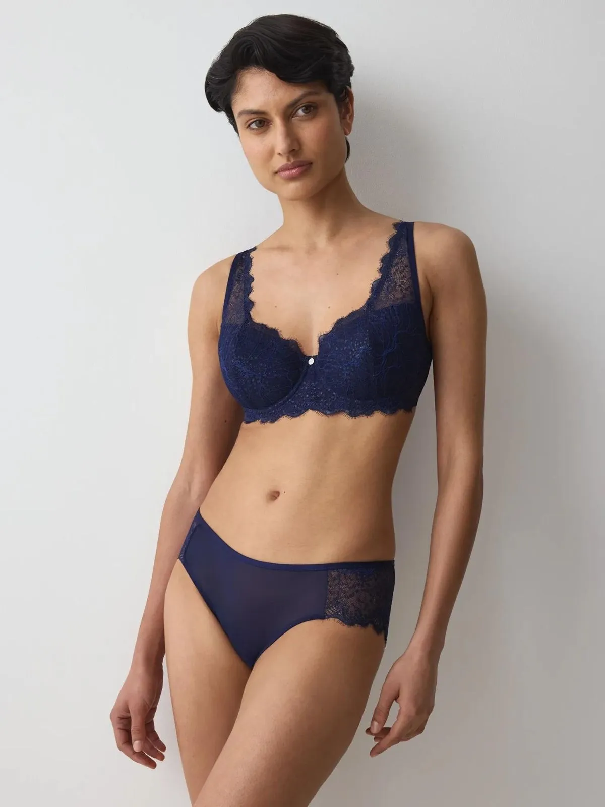 BIUSTONOSZ TRIUMPH AMOURETTE SPARKLE WHP