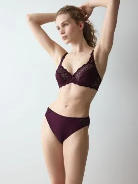 FIGI TRIUMPH AMOURETTE TAI