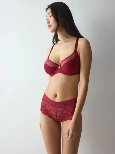 BIUSTONOSZ TRIUMPH LOVE IN LACE W
