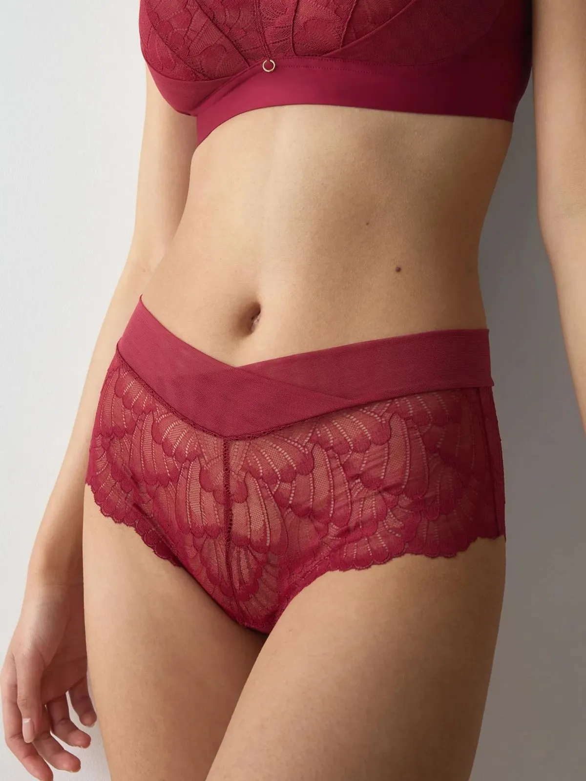 FIGI TRIUMPH LOVE IN LACE SHORTY