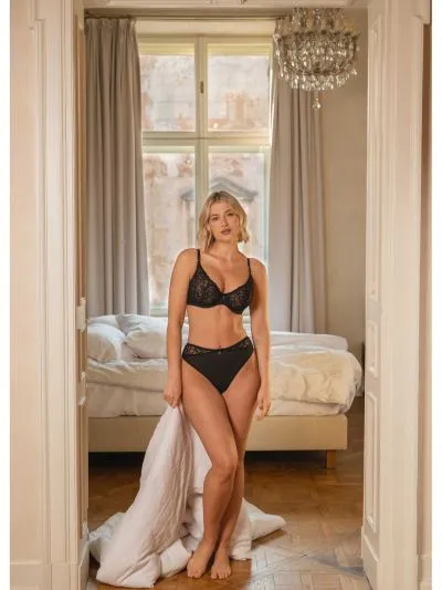 FIGI SAMANTA EMMA M400